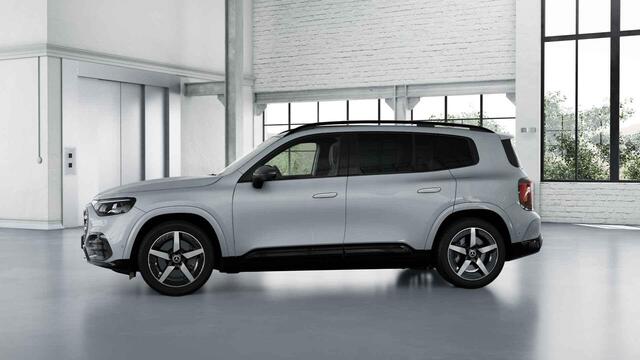 Mercedes-Benz GLB-Klasse 250+ Business Solution AMG 85.5 kWh | Panoramadak | Stoelverwarming | LED koplampen | Spiegelpakket | Achteruitrijcamera |