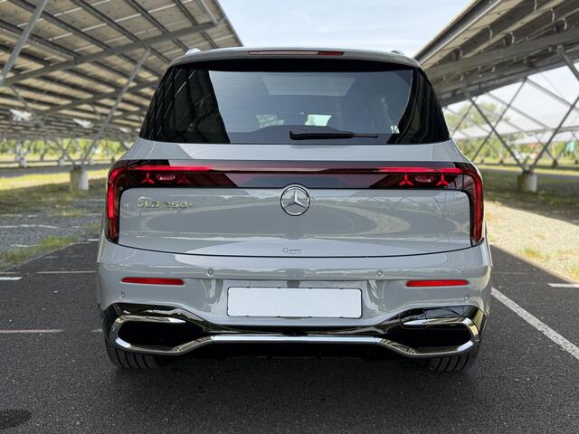 Mercedes-Benz GLB-Klasse 250+ Business Solution AMG 85.5 kWh | Panoramadak | Stoelverwarming | LED koplampen | Sfeerverlichting| Sportstoelen |