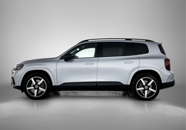 Mercedes-Benz GLB-Klasse 250+ Business Solution AMG 7p. 85.5 kWh | Premium Plus pakket | Winterpakket | Nightpakket | Parkeerpakket | Trekhaak | Vast panoramadak | GUARD 360° | 19" vijfspaaks lichtmetalen AMG-velgen | Burmester® 3D surround sound |