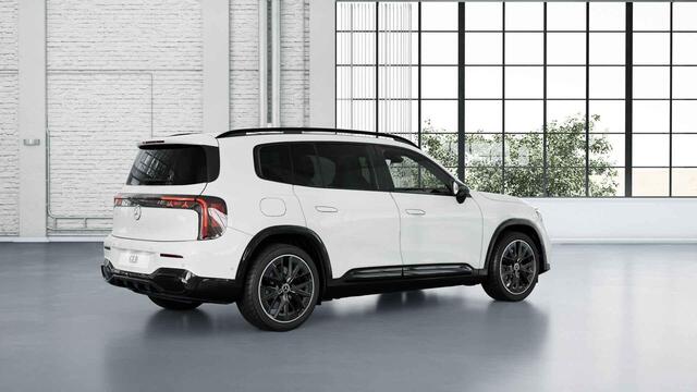 Mercedes-Benz GLB-Klasse 250+ Business Solution AMG 85.5 kWh | Night | Premium Pakket | Superscreen | Panoramadak | Sportstoelen | Memory |