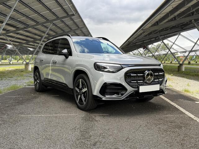Mercedes-Benz GLB-Klasse 250+ Business Solution AMG 85.5 kWh | Night | Premium Pakket | Superscreen | Panoramadak | Trekhaak | Sportstoelen | Memory |