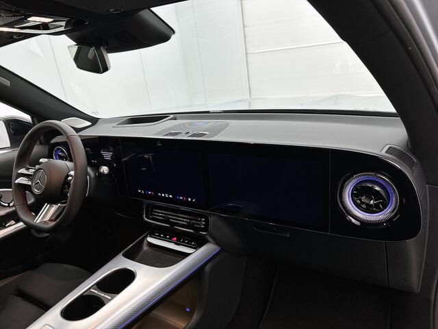 Mercedes-Benz GLB-Klasse 250+ Business Solution AMG 7p. 85.5 kWh | Premium Plus pakket | Winterpakket | Nightpakket | Trekhaak | Vast panoramadak | Warmtewerend, donkergetint glas | Burmester® 3D surround sound system | GUARD 360° | 19" vijfspaaks lichtmetalen AMG-velgen |