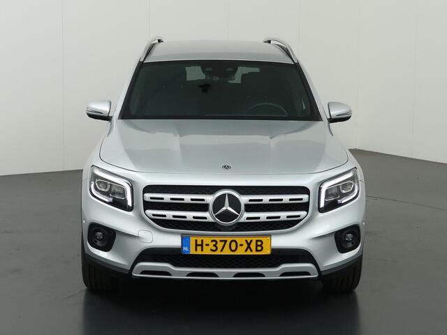 Mercedes-Benz GLB-Klasse 200 Advantage | Widescreen | Style pakket | Achteruitrijcamera | Getint glas |