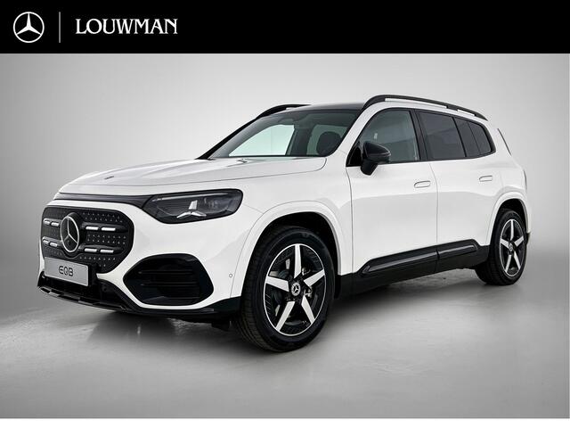 Mercedes-Benz GLB-Klasse 200 Business Solution AMG 7p. 58 kWh | Premium pakket | Trekhaak | Winterpakket | Nightpakket | Vast panoramadak | GUARD 360° | 19" vijfspaaks lichtmetalen AMG-velgen | Warmtewerend, donkergetint glas |