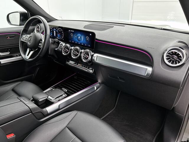 Mercedes-Benz GLB-Klasse 180 Luxury Line 7p. 7 Persoons | Distronic | Ledkoplampen | Parkeerpakket met achteruitrijcamera | Sfeerverlichting. Inclusief 24 maanden Mercedes-Benz Certified garantie voor Europa.