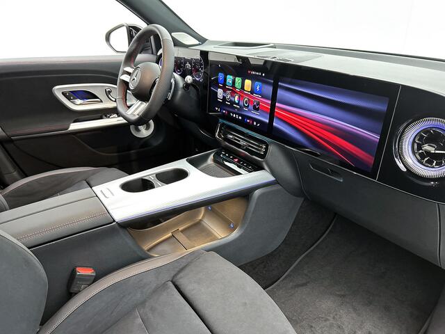 Mercedes-Benz GLB-Klasse 250+ Business Solution AMG 7p. 85.5 kWh | Premium Plus pakket | Verstelbare demping | Winterpakket | Nightpakket | Parkeerpakket | Trekhaak | 20" multispaakse AMG-velgen | GUARD 360° | Sportstoelen | Vast panoramadak | Burmester® 3D surround sound system