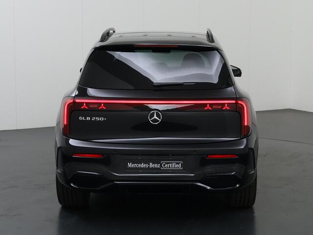 Mercedes-Benz GLB-Klasse 250+ Business Solution AMG 7p. 85.5 kWh | Premium Pakket | Trekhaak | 3e zitrij | Sportstoelen | Superscreen | Night |
