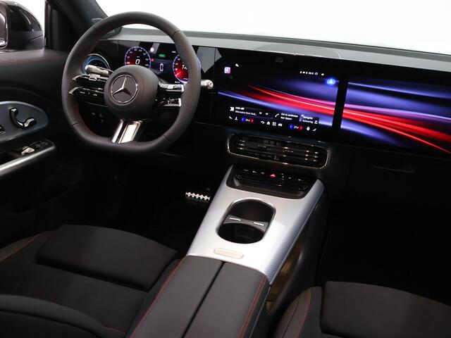 Mercedes-Benz GLB-Klasse 250+ Business Solution AMG 7p. 85.5 kWh | Premium Pakket | Trekhaak | 3e zitrij | Sportstoelen | Superscreen | Night |