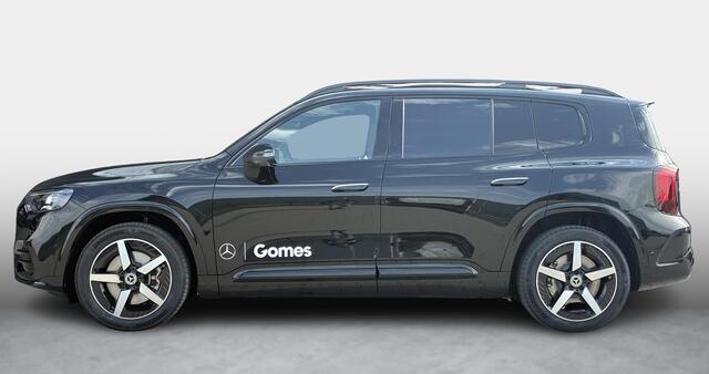 Mercedes-Benz GLB-Klasse 250+ Business Solution AMG 85.5 kWh | Premium Pakket | Night Pakket | Panoramadak | MBUX Superscreen | Adaptieve Cruise Control | Dodehoekassistent | Verkeersbordenassistent | Adaptieve Grootlichtassistent | AC Laadsysteem tot 22 kW | Elektrisch Verstelbare Stoelen + Memory | Stoelverwarming | Sfeerverlichting | Elektrische Achterklep | Achteruitrijcamera
