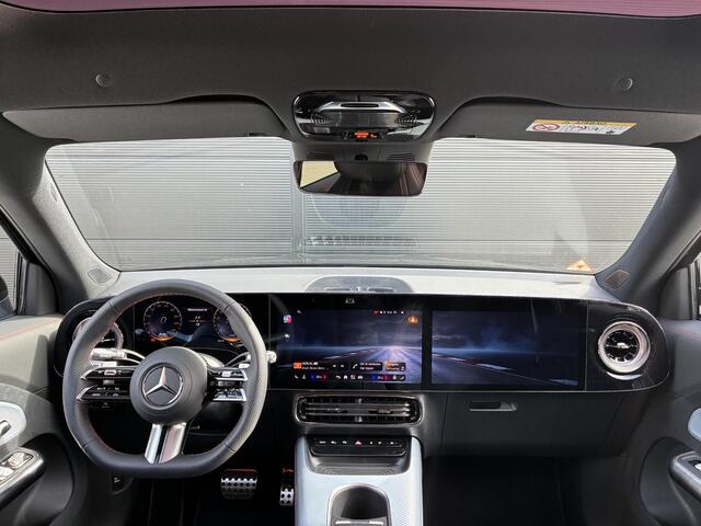 Mercedes-Benz GLB-Klasse 250+ Business Solution AMG 85.5 kWh | Premium Pakket | Night Pakket | Panoramadak | MBUX Superscreen | Adaptieve Cruise Control | Dodehoekassistent | Verkeersbordenassistent | Adaptieve Grootlichtassistent | AC Laadsysteem tot 22 kW | Elektrisch Verstelbare Stoelen + Memory | Stoelverwarming | Sfeerverlichting | Elektrische Achterklep | Achteruitrijcamera