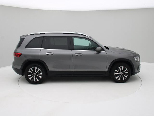 Mercedes-Benz GLB-Klasse 200 Premium Pano, Distronic, Memory, Burmester