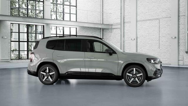 Mercedes-Benz GLB-Klasse 180 Business Solution AMG 7p. | Premium Pakket | Multibeam | Parkeerpakket | Trekhaak | Superscreen |
