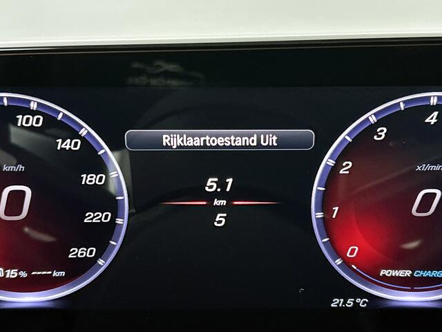 Mercedes-Benz GLB-Klasse 200 Business Solution AMG 7p. 58 kWh | Premium plus pakket | Nightpakket | Trekhaak | Vast panoramadak | GUARD 360° | Burmester Surround Sound | Sportstoelen | Massage functie | 19" vijfspaaks lichtmetalen AMG-velgen |