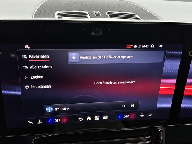 Mercedes-Benz GLB-Klasse 200 Business Solution AMG 7p. 58 kWh | Premium plus pakket | Nightpakket | Trekhaak | Vast panoramadak | GUARD 360° | Burmester Surround Sound | Sportstoelen | Massage functie | 19" vijfspaaks lichtmetalen AMG-velgen |