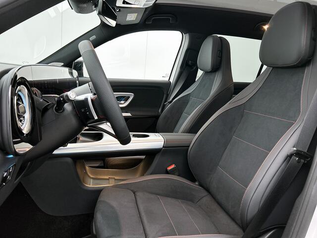 Mercedes-Benz GLB-Klasse 250+ Business Solution AMG 7p. 85.5 kWh | Premium Plus pakket | Winterpakket | Nightpakket | Sportstoelen Pakket | Vast panoramadak | Burmester® 3D surround sound | Massage functie | GUARD 360° | 19" vijfspaaks lichtmetalen AMG-velgen |