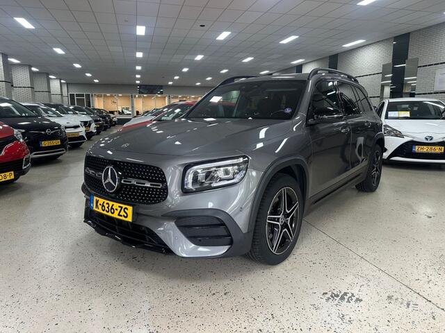 Mercedes-Benz GLB-Klasse 200 BNS SOLUT. AMG Night Pakket Camera Dodehoekdetectie Stoelverwarming Sfeerverlichting