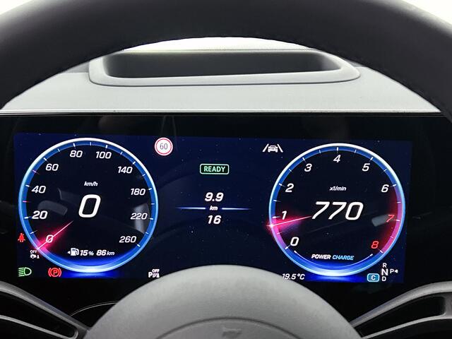 Mercedes-Benz GLB-Klasse 200 Business Solution AMG 7p. 58 kWh | Premium plus pakket | Nightpakket | Parkeerpakket | Trekhaak | Vast panoramadak | GUARD 360° | Massage functie | Burmester Surround Sound systeem | 19" vijfspaaks lichtmetalen AMG-velgen |