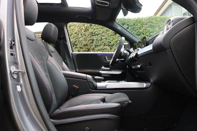 Mercedes-Benz GLB-Klasse GLB AMG 35 4MATIC (Panoramadak Sportleder/Memory Widescreen Carplay Sfeer Distronic Multibeam PrivacyGlass)