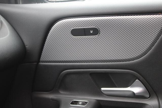 Mercedes-Benz GLB-Klasse 200 Business Solution