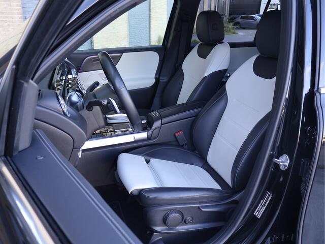 Mercedes-Benz GLB-Klasse 200 Business Solution AMG Automaat | Haak | Stoelverwarming