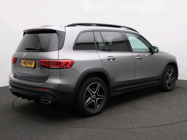 Mercedes-Benz GLB-Klasse 200 Business Solution AMG 7p. 7 Persoons | AMG Line | Night pakket | Panorama Schuif-Kanteldak | Parkeerpakket met achteruitrijcamera. Inclusief 24 maanden Mercedes-Benz Certified garantie voor Europa.