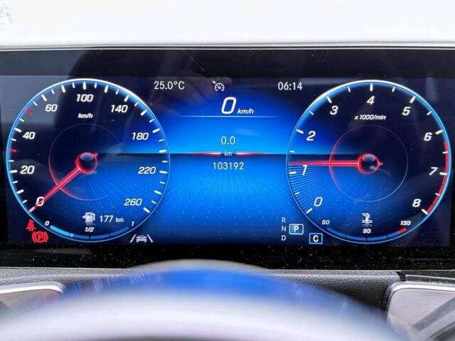 Mercedes-Benz GLB-Klasse 200 Business Solution AMG 7p. 7 Persoons | AMG Line | Night pakket | Panorama Schuif-Kanteldak | Parkeerpakket met achteruitrijcamera. Inclusief 24 maanden Mercedes-Benz Certified garantie voor Europa.