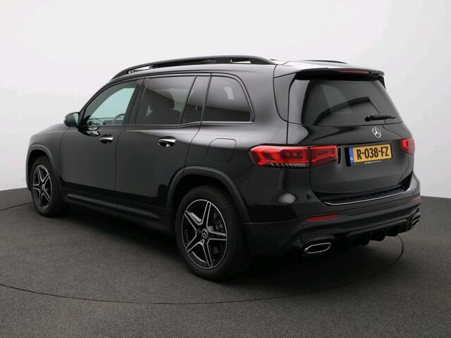 Mercedes-Benz GLB-Klasse 180 Business Solution AMG 7p. 7 Persoons | Premium Plus | AMG Line | Night Pakket | Panorama Schuif-Kanteldak. Inclusief 24 maanden Mercedes-Benz Certified garantie voor Europa.