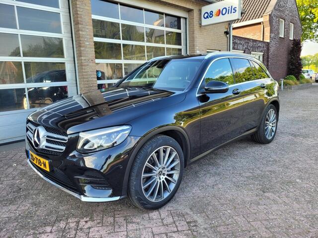 Mercedes-Benz GLC-KLASSE GLC 250 AUTOMAAT 4 MATIC AMG LINE 210 pk met trekhaak.