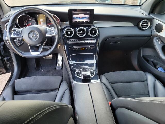Mercedes-Benz GLC-KLASSE GLC 250 AUTOMAAT 4 MATIC AMG LINE 210 pk met trekhaak.
