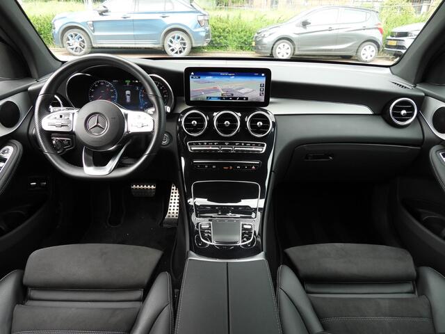 Mercedes-Benz GLC-KLASSE 300e 4MATIC AMG NAVI/CAMERA/MATRIX LED/19"LMV!