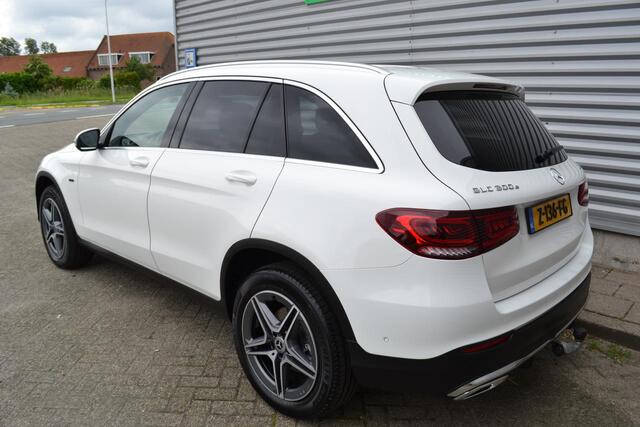 Mercedes-Benz GLC-KLASSE 300E AMG 4MATIC|BURMESTER|NAVI|TREKHAAK
