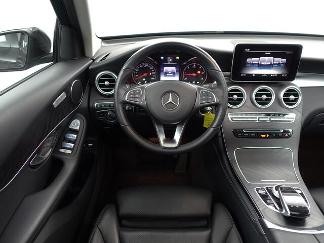 Mercedes-Benz GLC-KLASSE 220 d 4MATIC AMG Premium Plus Aut- Panoramadak, 360 Camera, Sfeerverlichting, Ada Cruise, Elek Trekhaak, Leder Sport Interieur