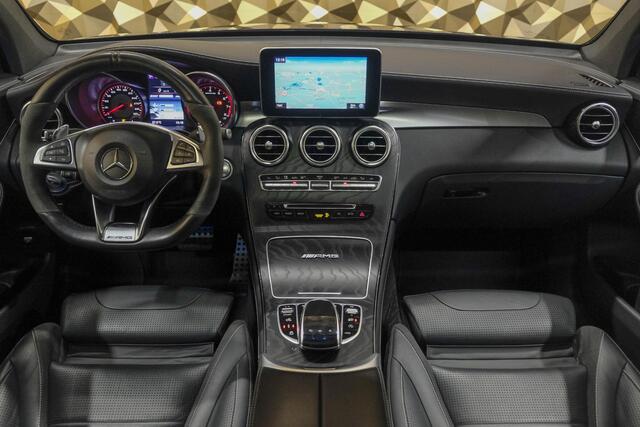 Mercedes-Benz GLC-KLASSE Coupé GLC63s AMG 4MATIC+ Keramisch Schuifdak Distronic+ Burmester Luchtvering Trekhaak Head-up VOL VOL VOL!!!