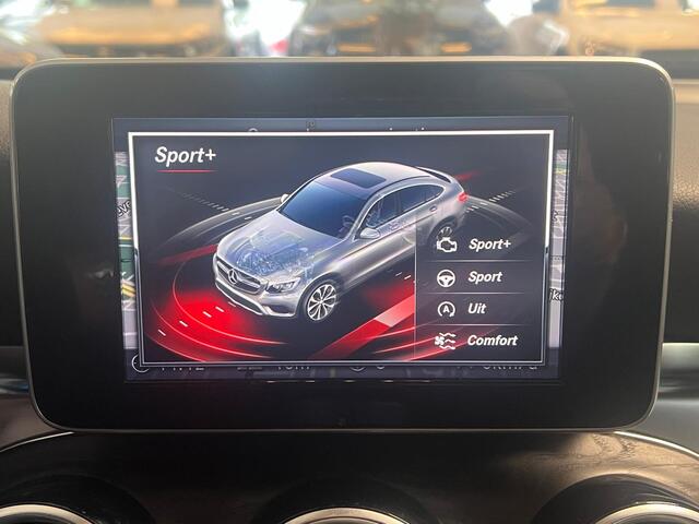 Mercedes-Benz GLC-KLASSE Coupé 250 4MATIC Edition 1 AMG 9G Aut- Navi I Xenon Led I Leer Alcantara I Camera I Treeplanken I 88 dkm !