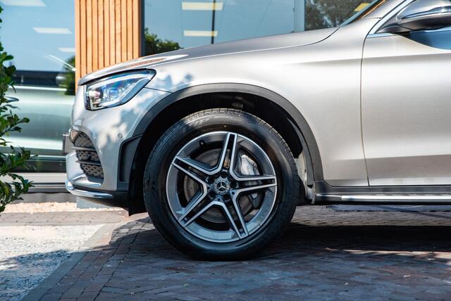 Mercedes-Benz GLC-KLASSE 200 Business Solution AMG Panoramadak Leer Navi Carbon
