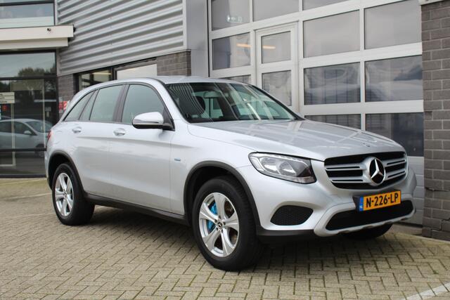 Mercedes-Benz GLC-KLASSE 350e 4MATIC Business / Plug-in Hybrid / Camera