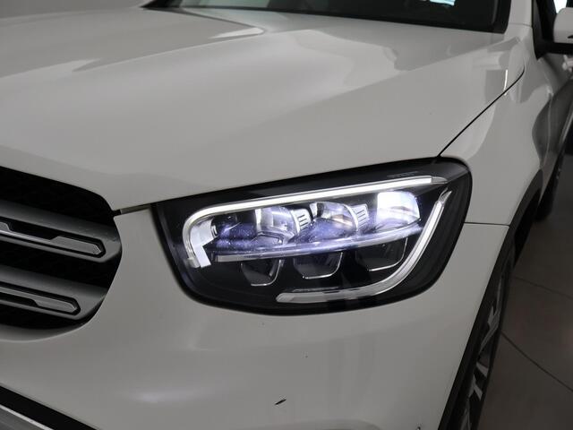 Mercedes-Benz GLC-KLASSE 200 AUT9 NIEUW MODEL + PANORAMA / 360 CAMERA / WIDESCREEN / LED