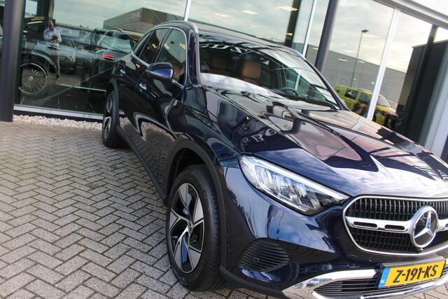 Mercedes-Benz GLC-KLASSE 300e 4MATIC Luxury Line Panorama dak