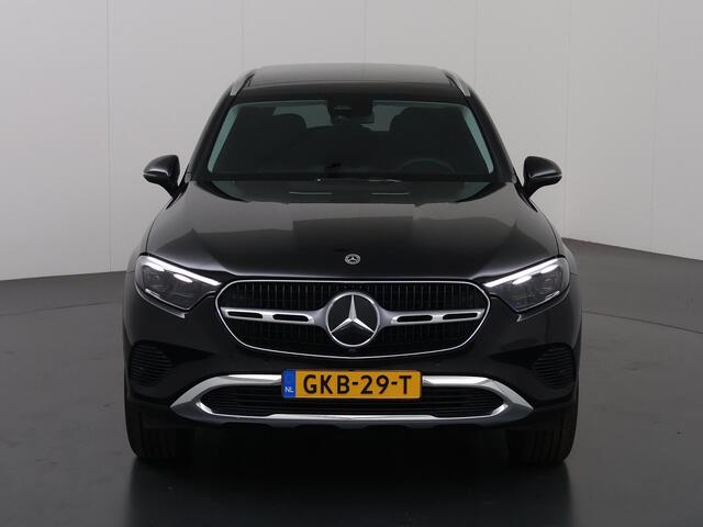 Mercedes-Benz GLC-KLASSE 300e 4MATIC Luxury Line Panoramadak | Digital Light | Trekhaak | Memory | Sfeerverlichting