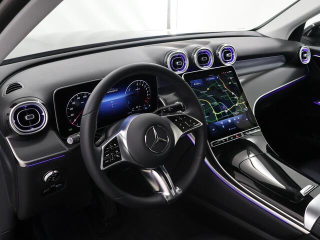 Mercedes-Benz GLC-KLASSE 300e 4MATIC Luxury Line Panoramadak | Digital Light | Trekhaak | Memory | Sfeerverlichting