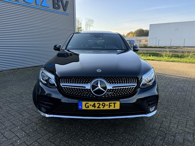 Mercedes-Benz GLC-KLASSE Coupé 300 245 PK 4MATIC AMG Line Schuif-/Kanteldak Distronic Lederen interieur Luchtvering Trekhaak Keyless Start DAB