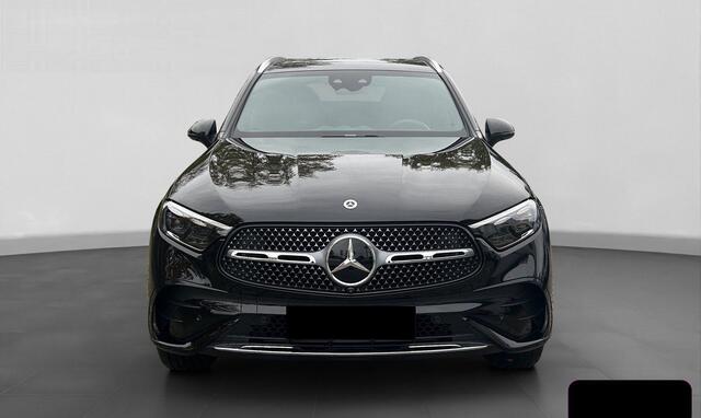 Mercedes-Benz GLC-KLASSE 300e 4MATIC AMG Line Airmatic Distronic Head-Up Memory Burmester Panoramadak Trekhaak