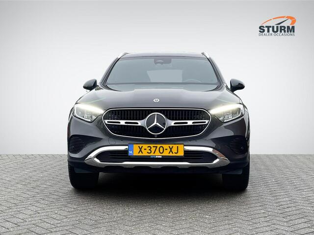 Mercedes-Benz GLC-KLASSE 300e 4MATIC Luxury Line NL-Auto | Panoramadak | Sfeerverlichting | Contourstoelen | 360° Camera | Stoelverwarming + Ventilatie | Adapt. Cruise Control | Rijklaarprijs!