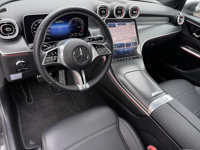 Mercedes-Benz GLC-KLASSE 300e 4MATIC Luxury Line NL-Auto | Panoramadak | Sfeerverlichting | Contourstoelen | 360° Camera | Stoelverwarming + Ventilatie | Adapt. Cruise Control | Rijklaarprijs!