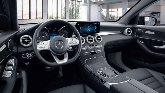 Mercedes-Benz GLC-KLASSE Coupé 300e 4MATIC Business Solution AMG | Schuifdak | Sfeerverlichting | Night | Multibeam |