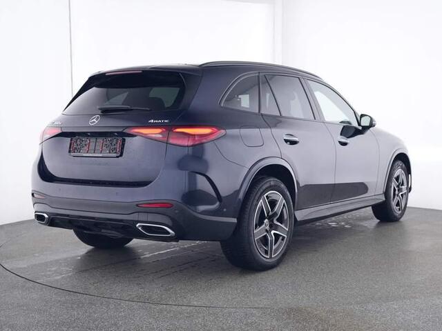 Mercedes-Benz GLC-KLASSE 300e 4MATIC AMG Line | Night | Panoramadak | Trekhaak | Winter pakket | Memory stoelen |