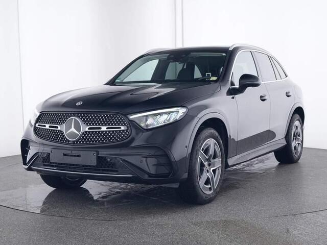 Mercedes-Benz GLC-KLASSE 300e 4MATIC AMG Line | Panoramadak | Trekhaak | Rij assistentie |