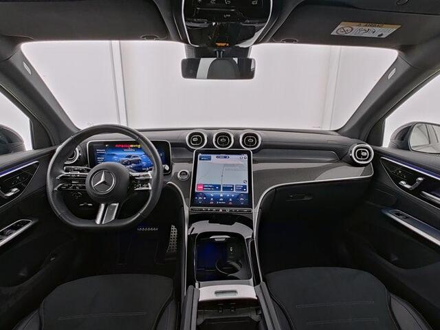 Mercedes-Benz GLC-KLASSE 300e 4MATIC AMG Line | AMG | Panoramadak | Trekhaak | Night pakket | Distronic |