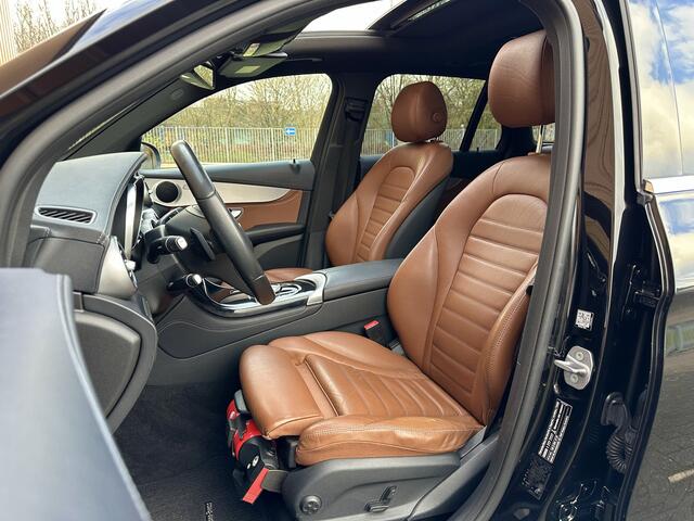 Mercedes-Benz GLC-KLASSE 250 4MATIC Prestige | Panoramadak | Leder | Camera | Navigatie | Stoelverwarming | Elektrische Achterklep | Isofix | Parkeersensoren | 19" Lichtmetaal | Cruise Control |