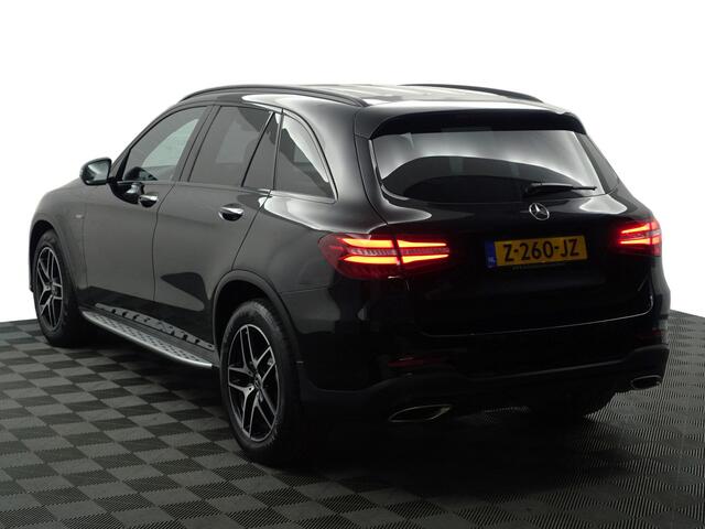 Mercedes-Benz GLC-KLASSE 250 4MATIC AMG Premium Plus Aut- Night Package I Treeplanken I Xenon Led I Stoelverwarming I Park Assist I Elek Trekhaak